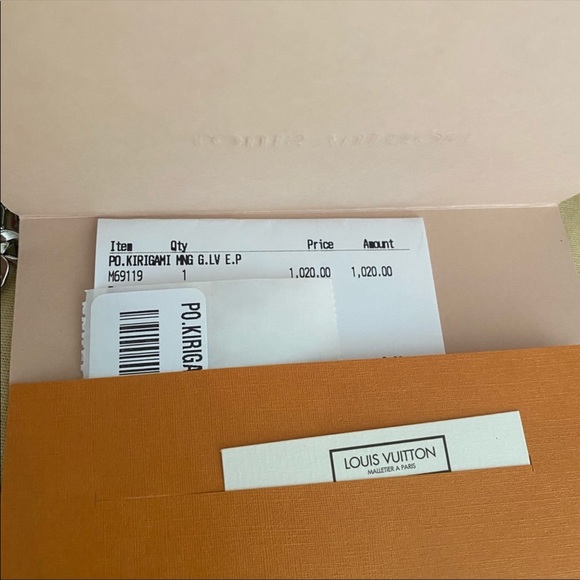 Authentic Louis Vuitton Kirigami pouch/card holder - Picture 5 of 5